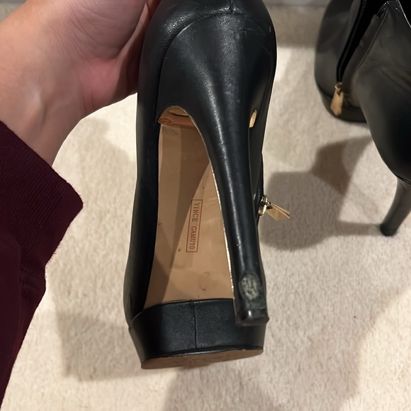 Vince Camuto- Black Gold Leather Dira Ankle Bootie Platform Stiletto - Picture 7 of 8